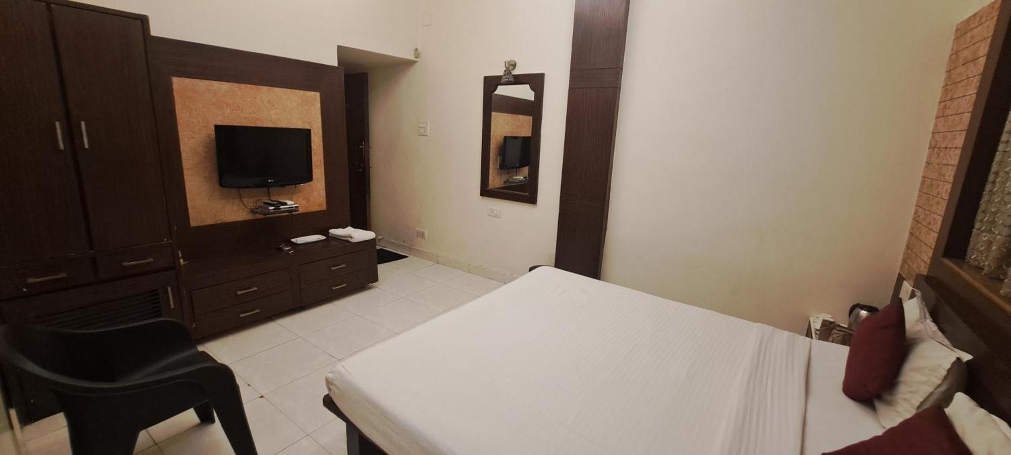 Hotel Shivam Pune Exterior foto