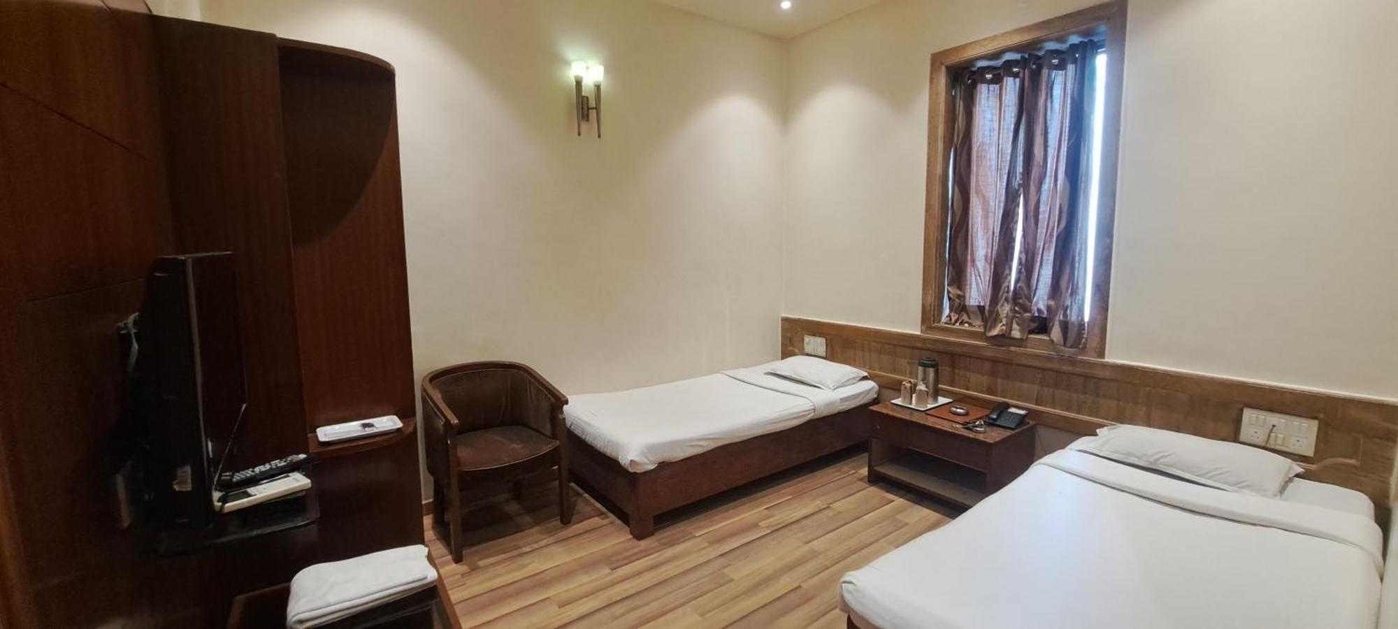Hotel Shivam Pune Exterior foto